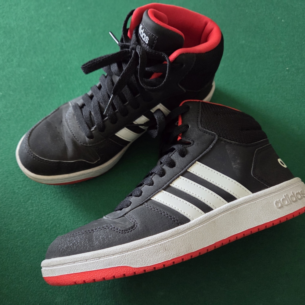 Adidas Men's Black and Red Sneakers